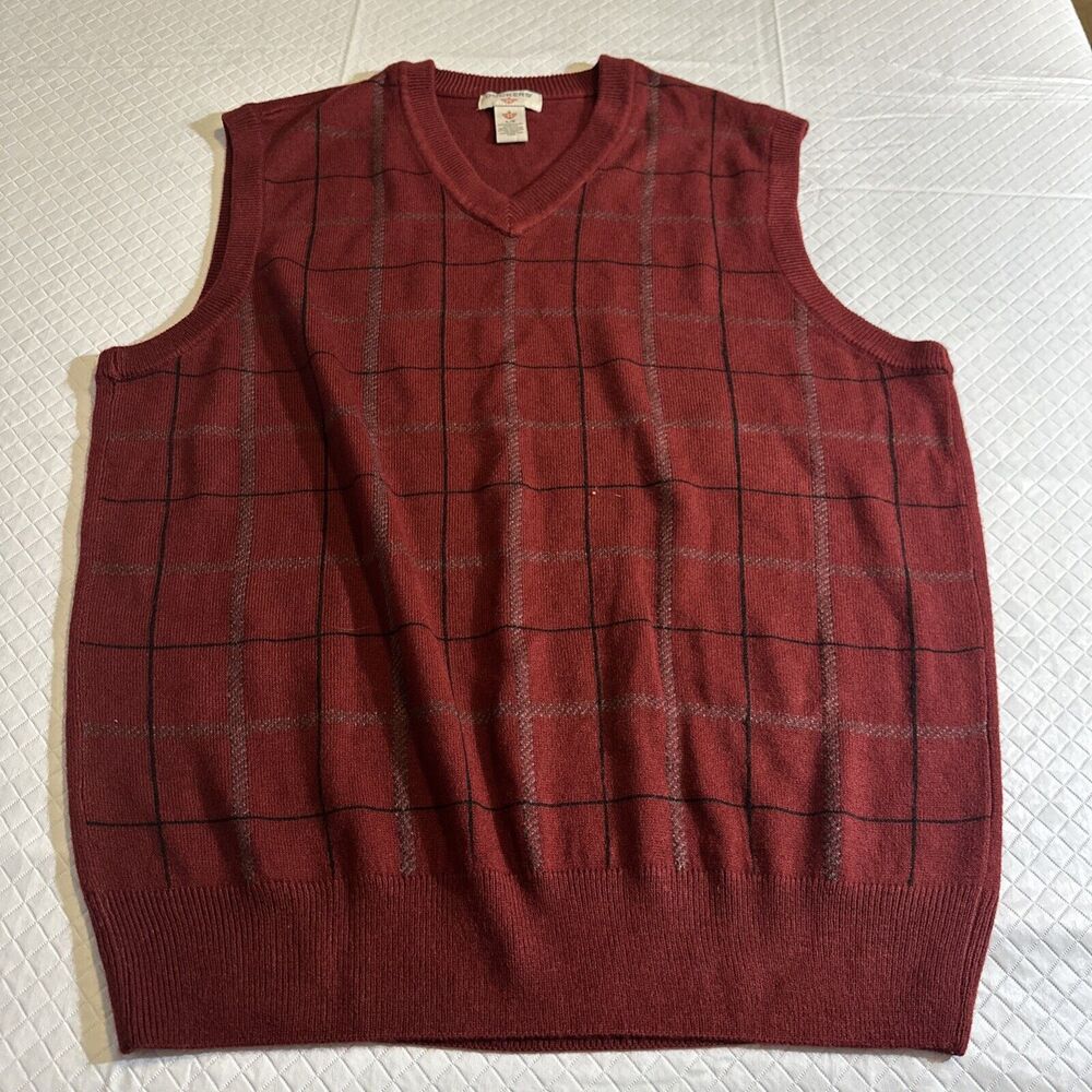 Dockers Sweater Vest Mens Large Burgundy V-neck Sleeveless Acrylic Casual Golf